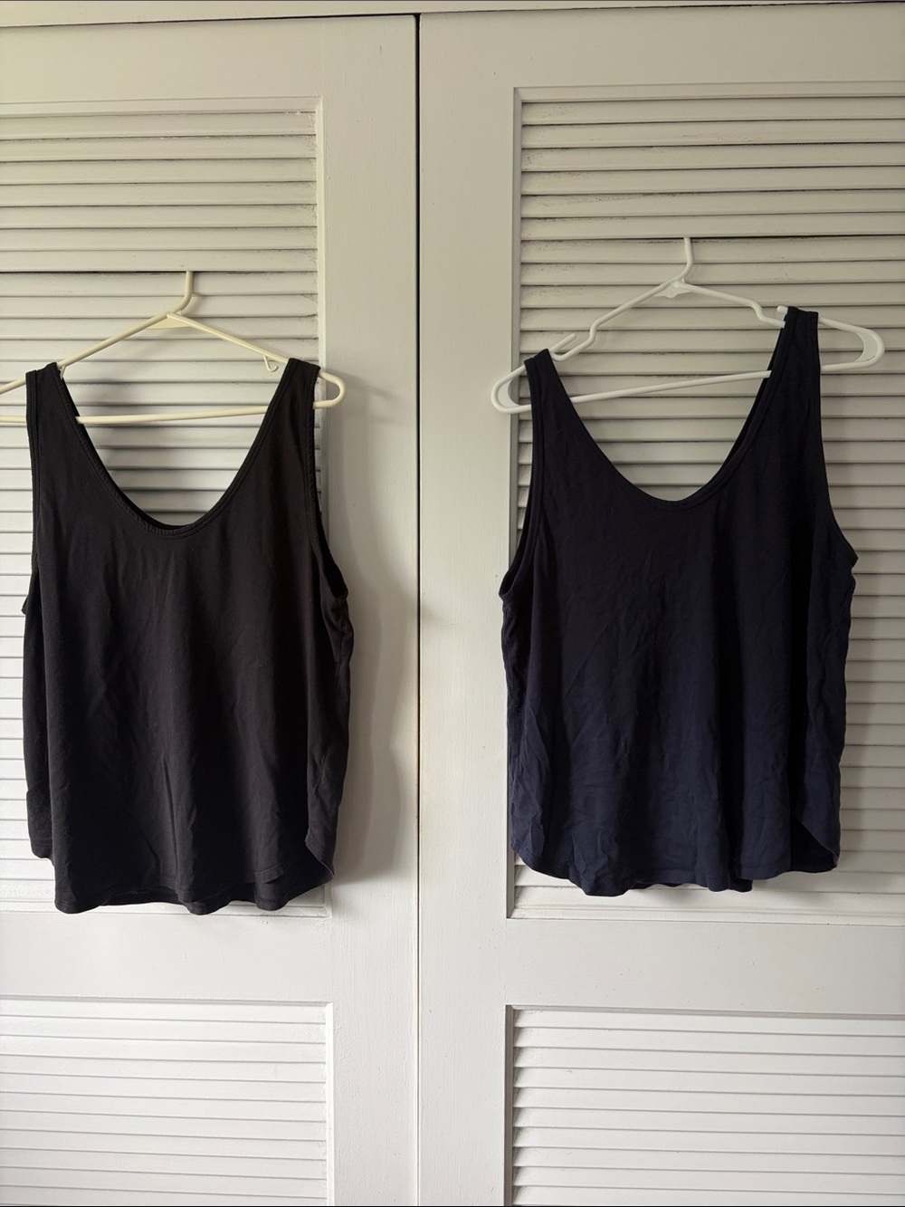 Bundle of 2 - Quince Women's double Scoop Neck modal Tank Tops - Black and Navy